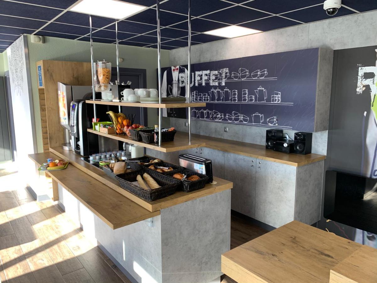 芒特拉若利宜必思快捷酒店 外观 照片